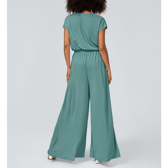 NWT Halara jumpsuit - Picture 2 of 10